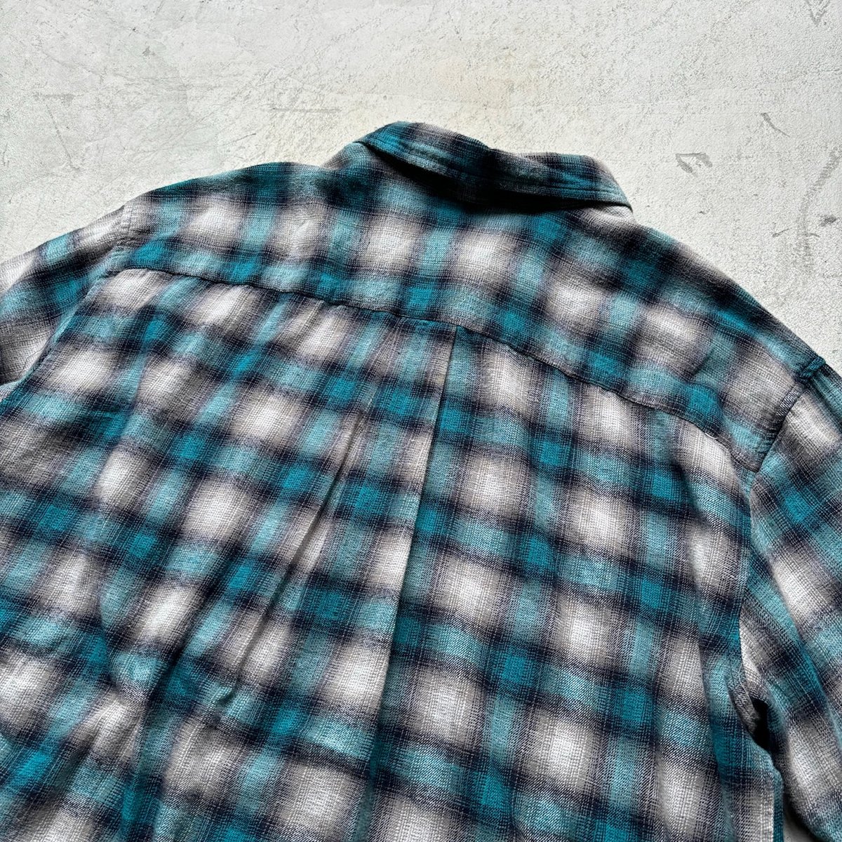 トップス St. John's Bay 00s Flannel Check Shirt. 00s St John's bay light flannel shirt | sui & s