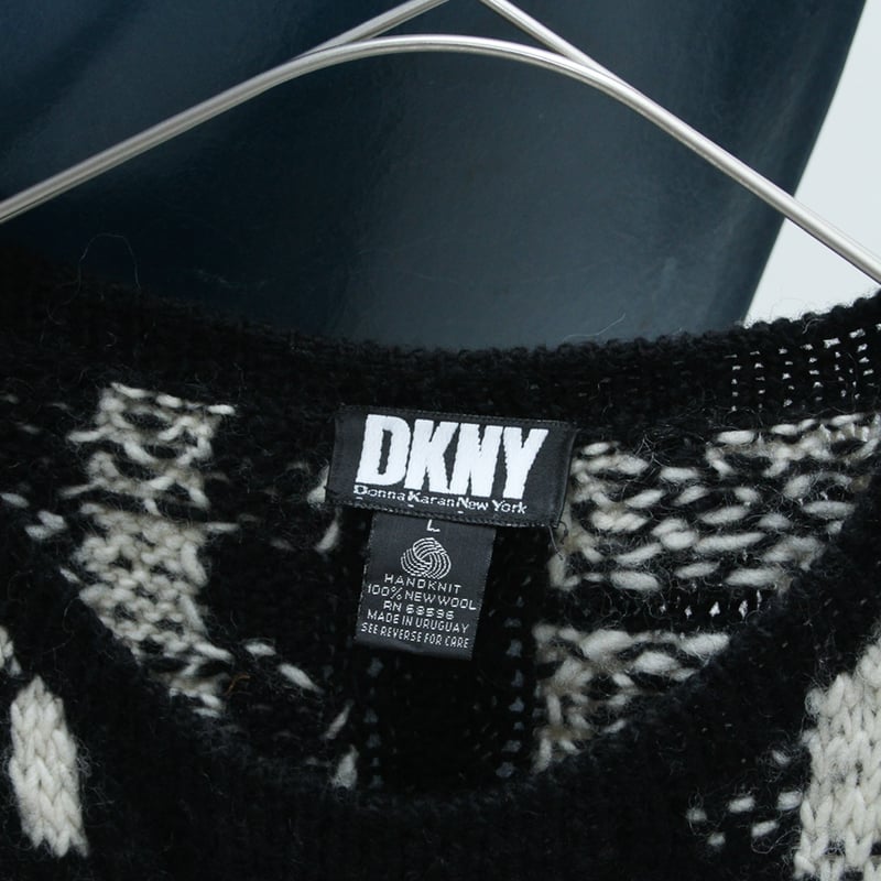 90s DKNY all-over pattern hand knit sweater | s