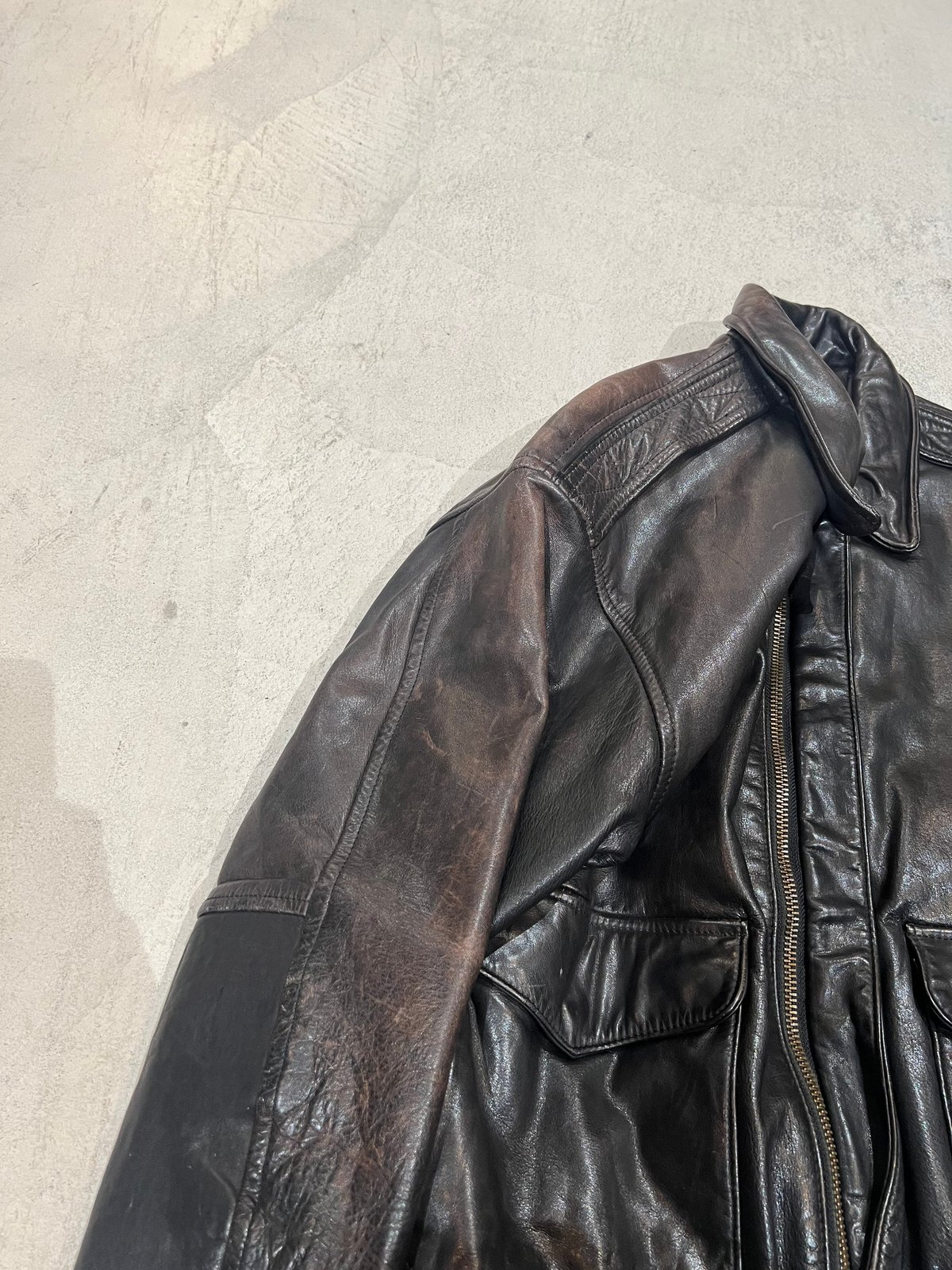80s Banana republic A-2 type leather flight jac 80s Banana republic A-2 type leather flight jac