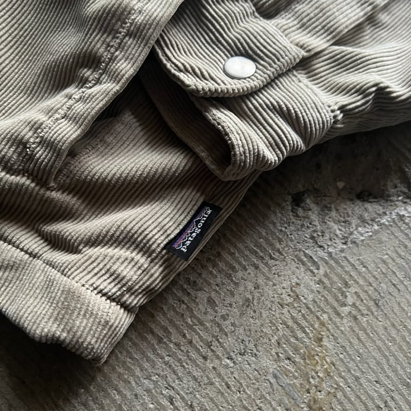 00s patagonia corduroy full zip jacket | sui & 00s patagonia corduroy full zip jacket | sui &
