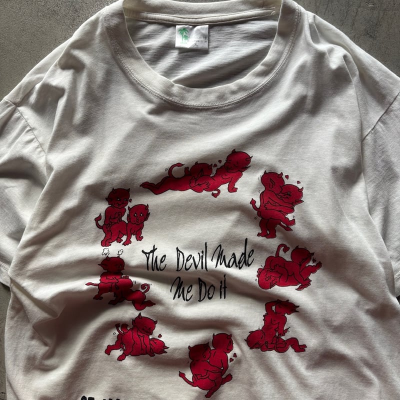 RED devil SEX tee | sui & shara