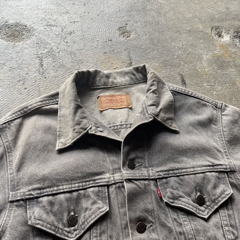 90s Levis 70506-0252 Denim Jacket | sui & shara 90s Levis 70506-0252 Denim Jacket | sui & shara