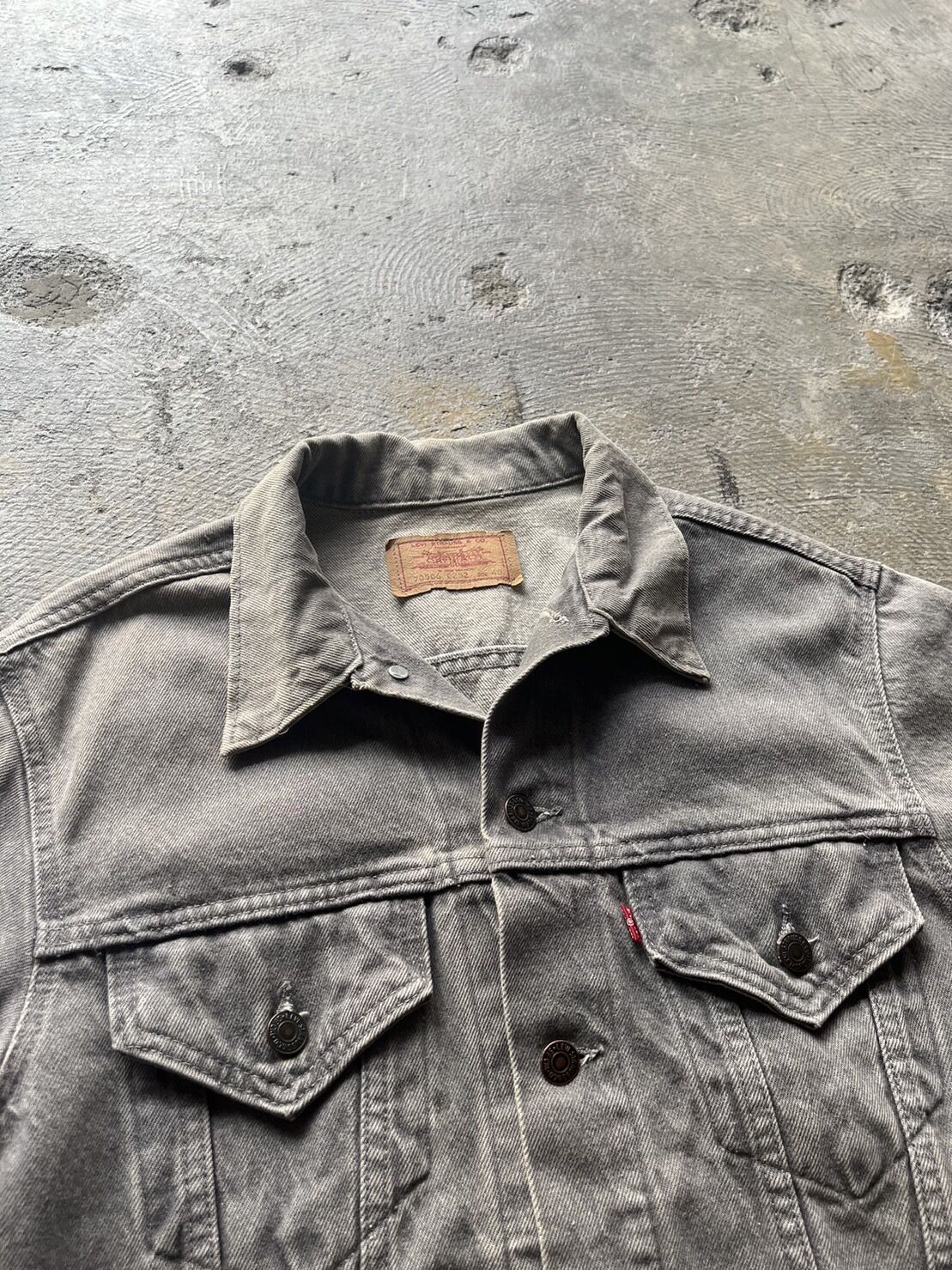 90s Levis 70506-0252 Denim Jacket | sui & shara