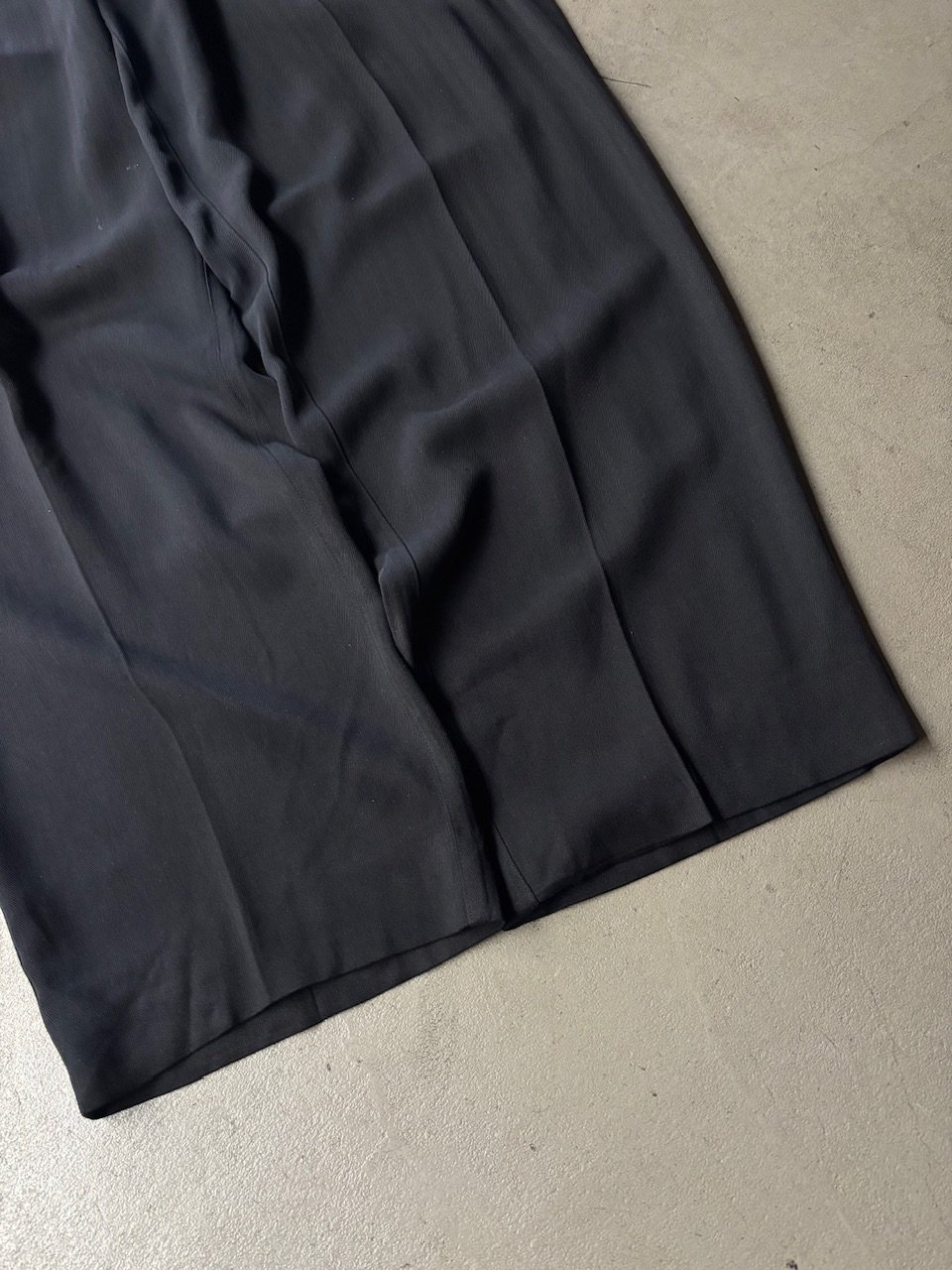 90s~ Tommy bahama silk slacks “Black” | sui & s