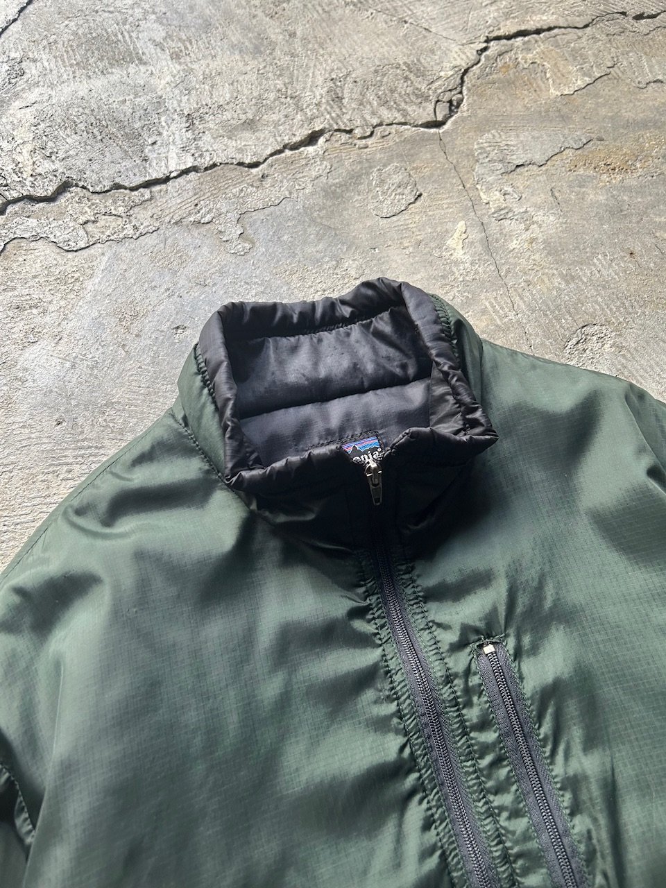 90's Patagonia puff-ball sweater | sui & shara 90's Patagonia puff-ball sweater | sui & shara