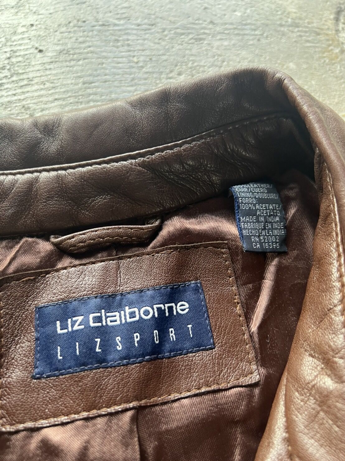 Liz Claiborne ブラックジャケット S 短丈ジャケット Liz Claiborne ブラックジャケット S 短丈ジャケット 2025年最新