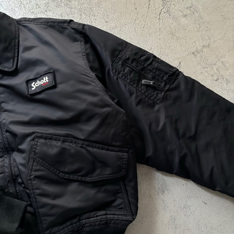 90s Schott CWU-R flight jacket | sui & shara 90s Schott CWU-R flight jacket | sui & shara