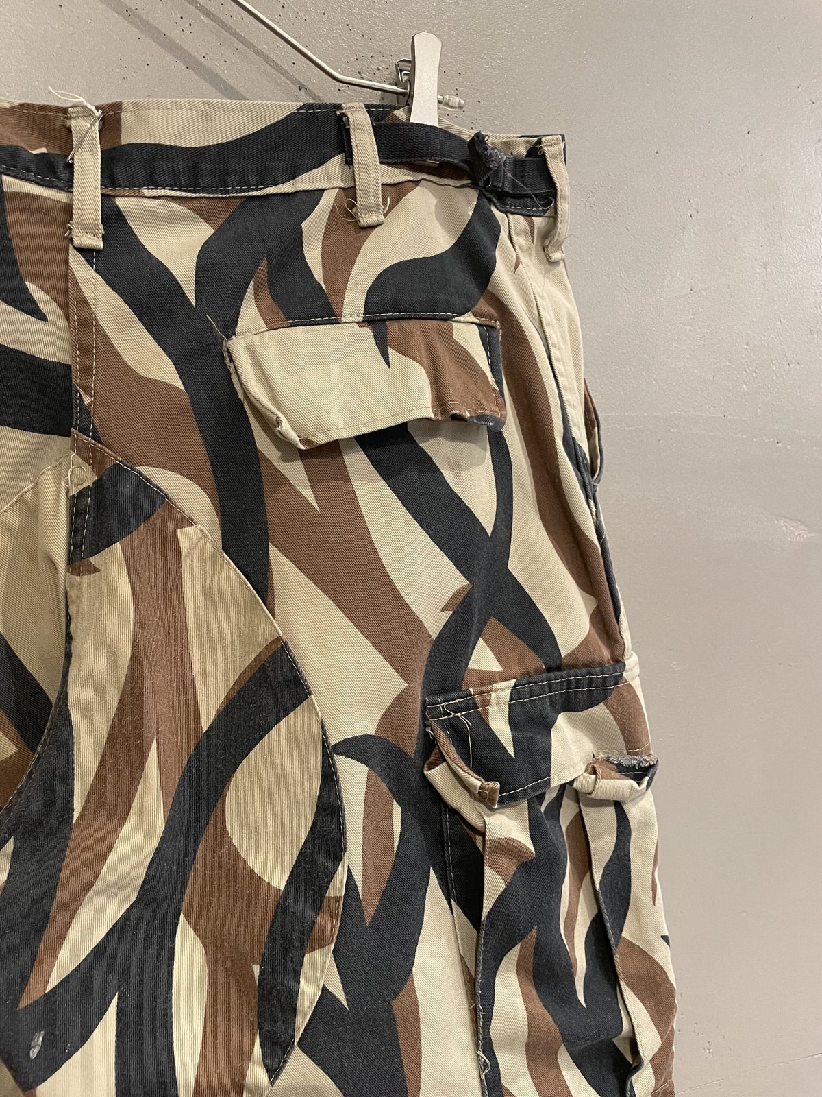 90s ASAT tribal camouflage cargo pants | sui &