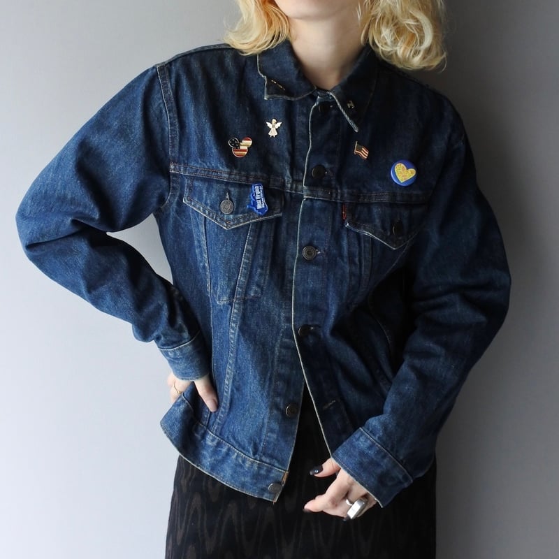 もも 90's Levi's 70704 denim jacket | sui & shara