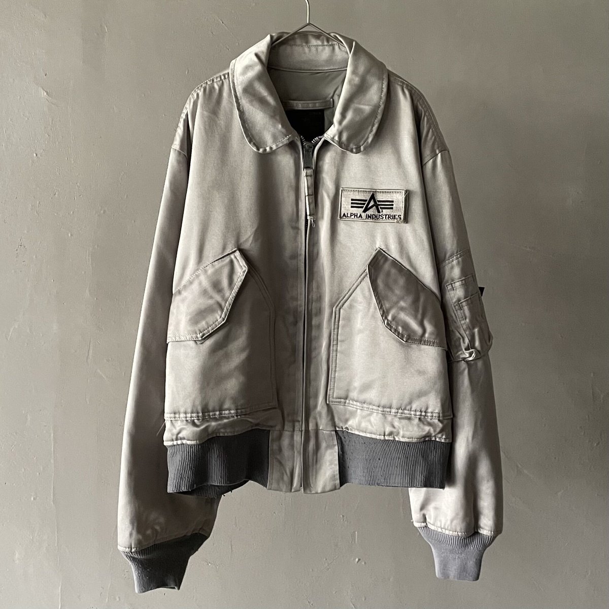 90s Alpha industries flight jacket type cwu-45p...