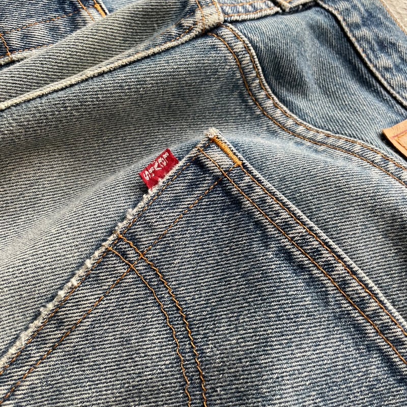 90s Levi's 501XX Made in USA | sui & shara 90s Levi's 501XX Made in USA | sui & shara