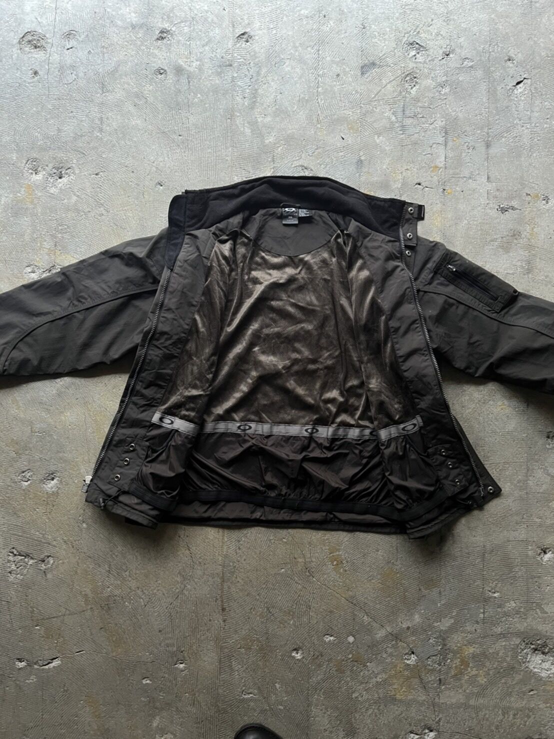 90s 00s OAKLEY オークリー ナイロンブルゾン ギザロゴ テックくるる 90s 00s OAKLEY オークリー ナイロンブルゾン ギザロゴ テックくるる