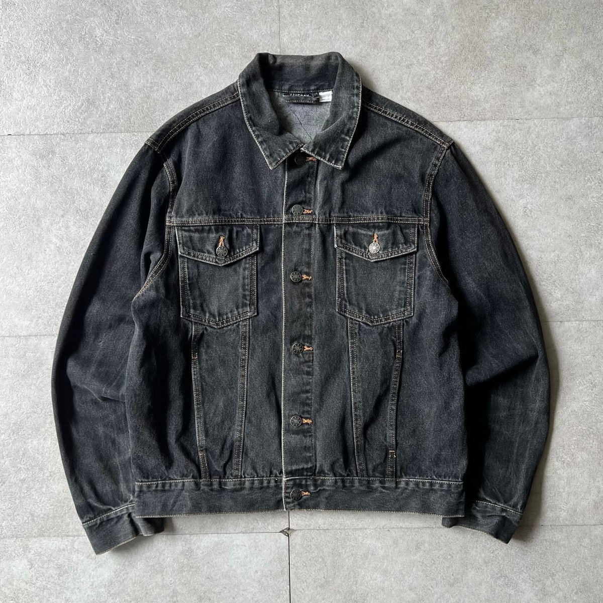 tracker type black denim jacket 
