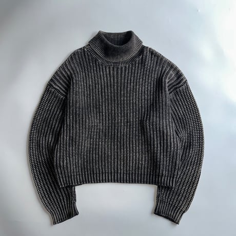 タートルネックニット | STORES