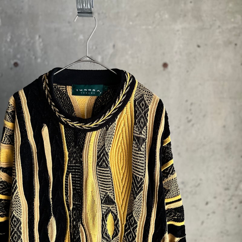90s TUNDRA 3D knit sweater | sui & shara 90s TUNDRA 3D knit sweater | sui & shara