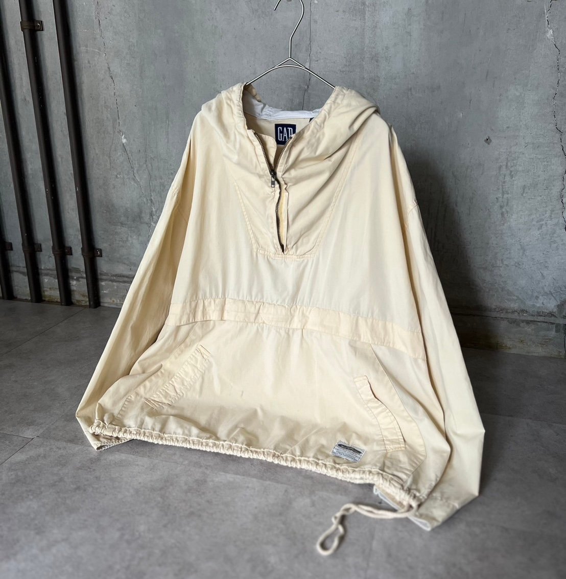 90s old Gap cotton anorak parker | sui & shara 90s old Gap cotton anorak parker | sui & shara