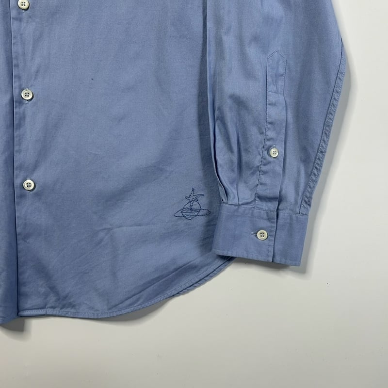 ヴィヴィアン　タイシャツ Vivienne Westwood chin-strap dress shirt | sui