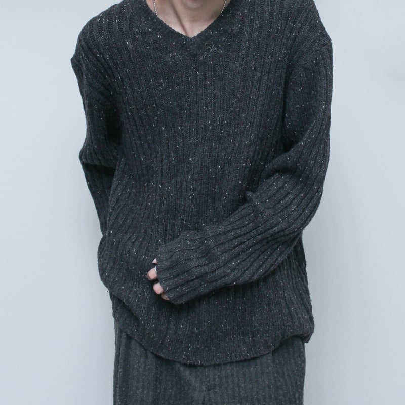 90s St.John's Bay nep design V-neck knit sweate