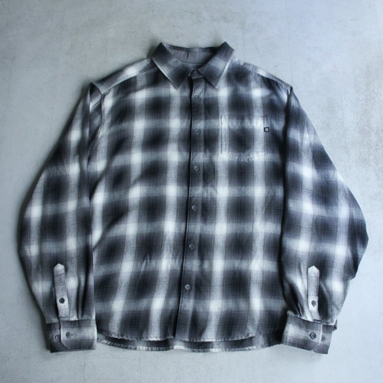 00s Marmot ombre plaid pattern shirt