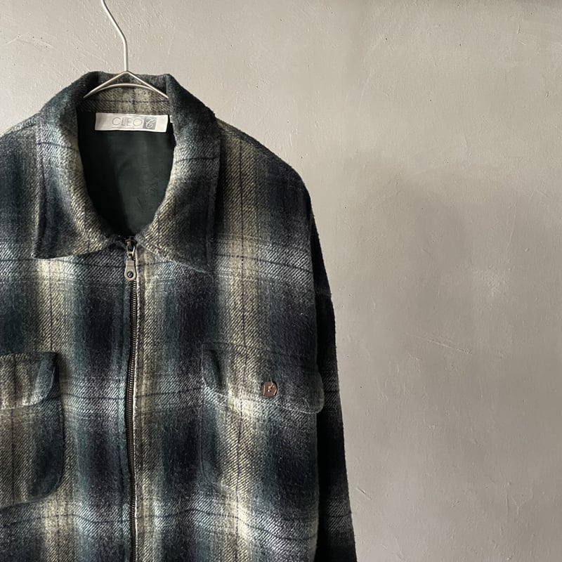 90s Ombre plaid zip flannel shirt | sui & shara 90s Ombre plaid zip flannel shirt | sui & shara