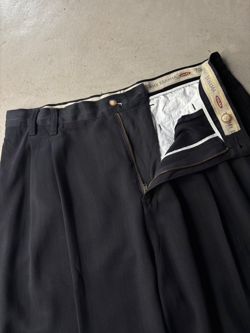 トミーバハマ シルク100％ ブラック スラックス 35×30　ワイド　ドレープ 90s~ Tommy bahama silk slacks “Black” | sui & s