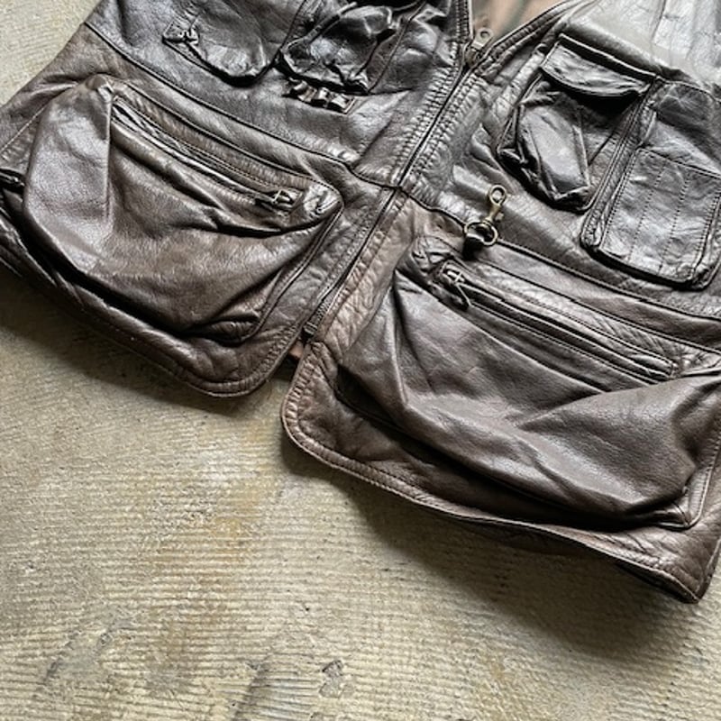 Trapper design leather vest | sui & shara