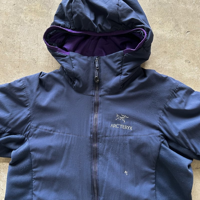 ARC'TERYX Atom LT hoody jacket | sui & shara