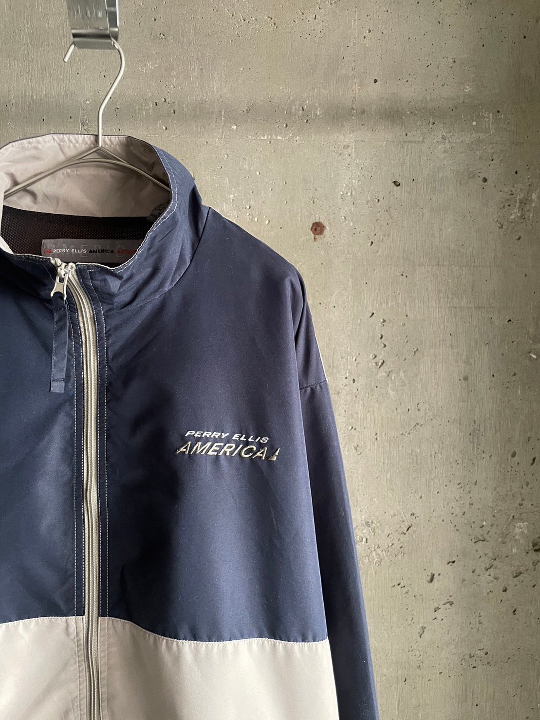 G*0様 ペリーエリス PERRY ELLIS AMERICAジャケット シルバ fit=scale-down,w=1200