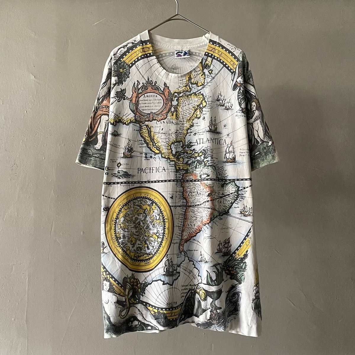 90s Liquid blue “Early world map” print tee | s
