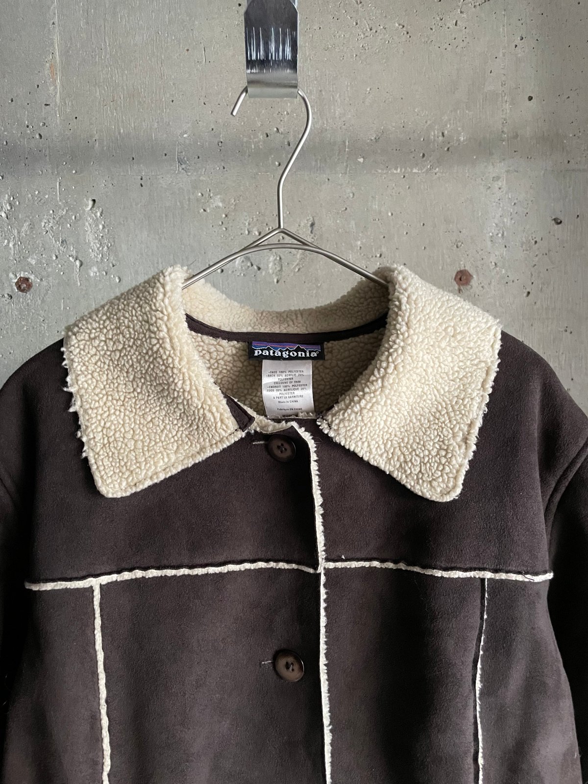 00's Patagonia faux mouton jacket | sui & shara 00's Patagonia faux mouton jacket | sui & shara
