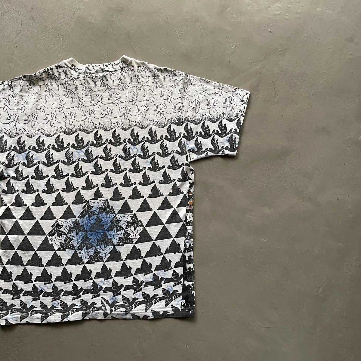 い*ゃ様 90s mcエッシャー　アートＴシャツ 90's M.C. ESCHER アートTシャツ – FUJI STORE