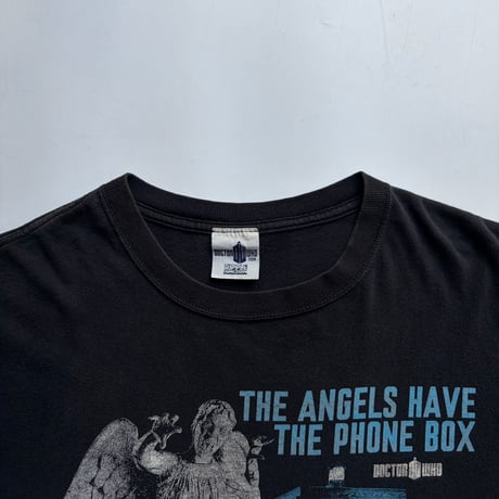 Doctor Who "The Angels Have the Phone Box" print tee