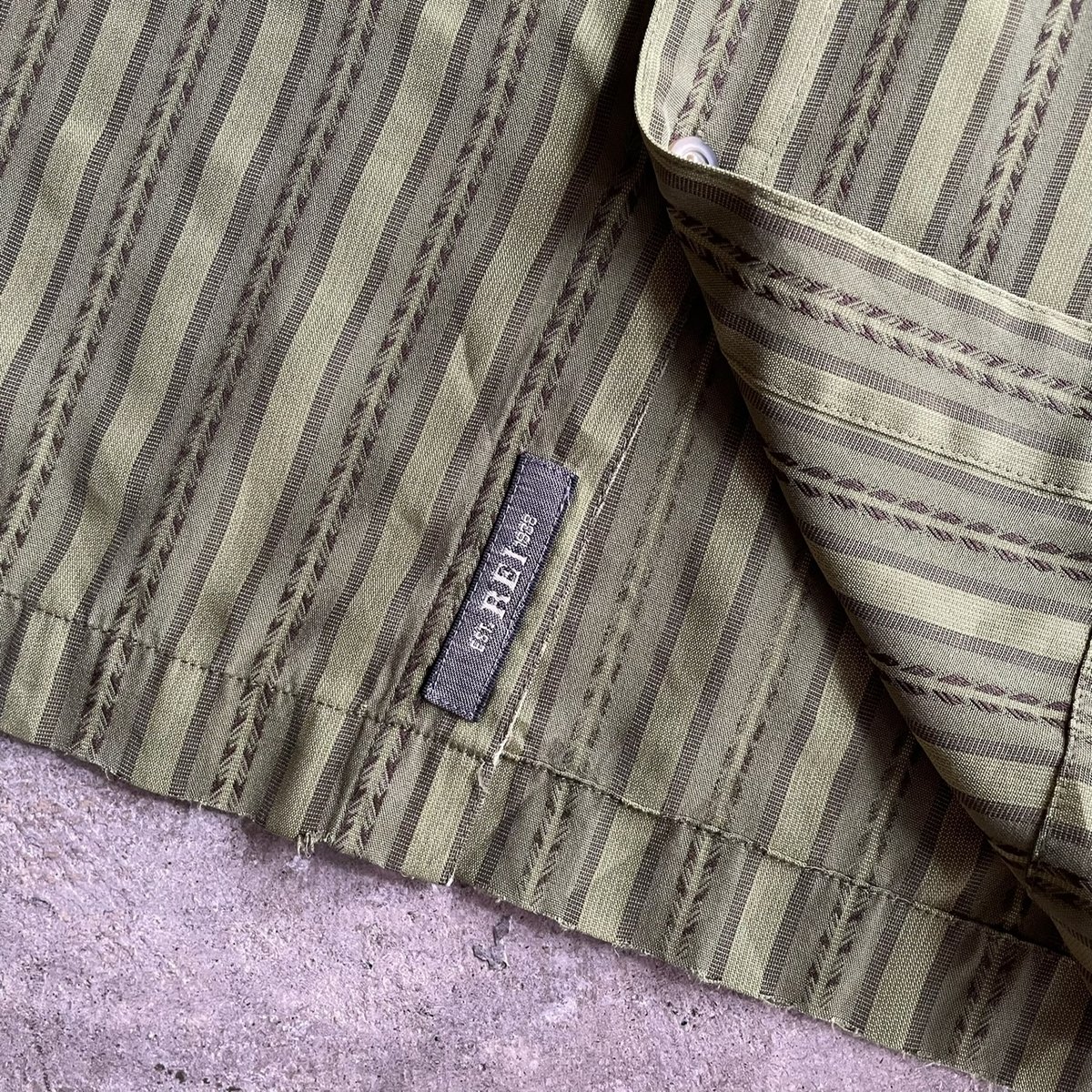 00s REI stripe rayon shirt | sui & shara