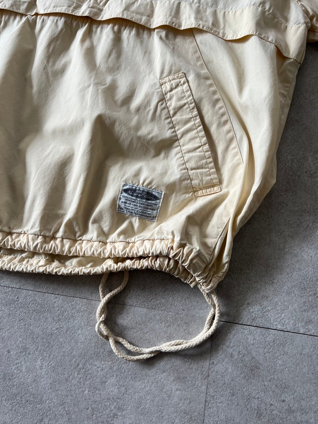 90s old Gap cotton anorak parker | sui & shara 90s old Gap cotton anorak parker | sui & shara