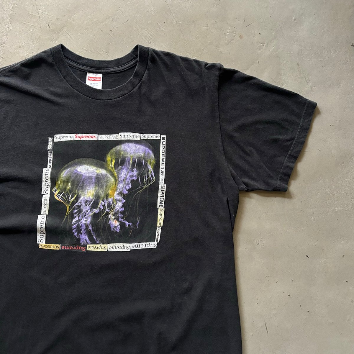 【値下げ！】Supreme　クラゲtシャツ Supreme クラゲ Tシャツ ホワイト - メルカリ