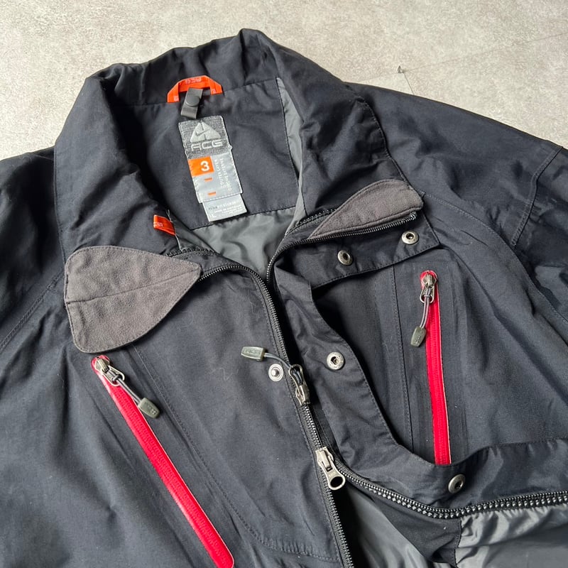 00s NIKE ACG nylon jacket 00s NIKE ACG nylon jacket