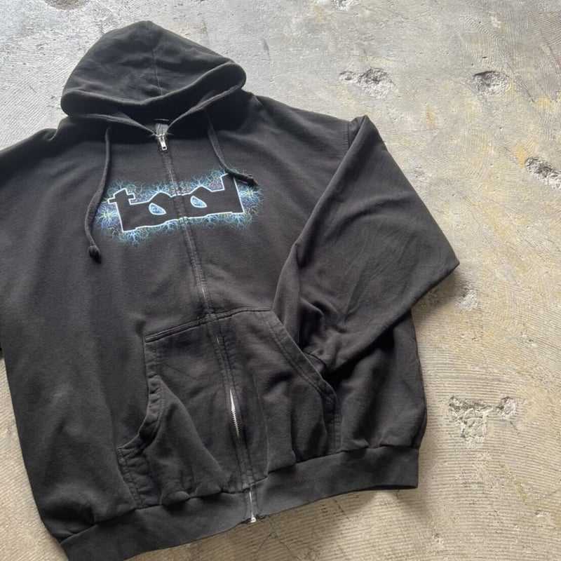 Tool”band full zip hoody | sui & shara