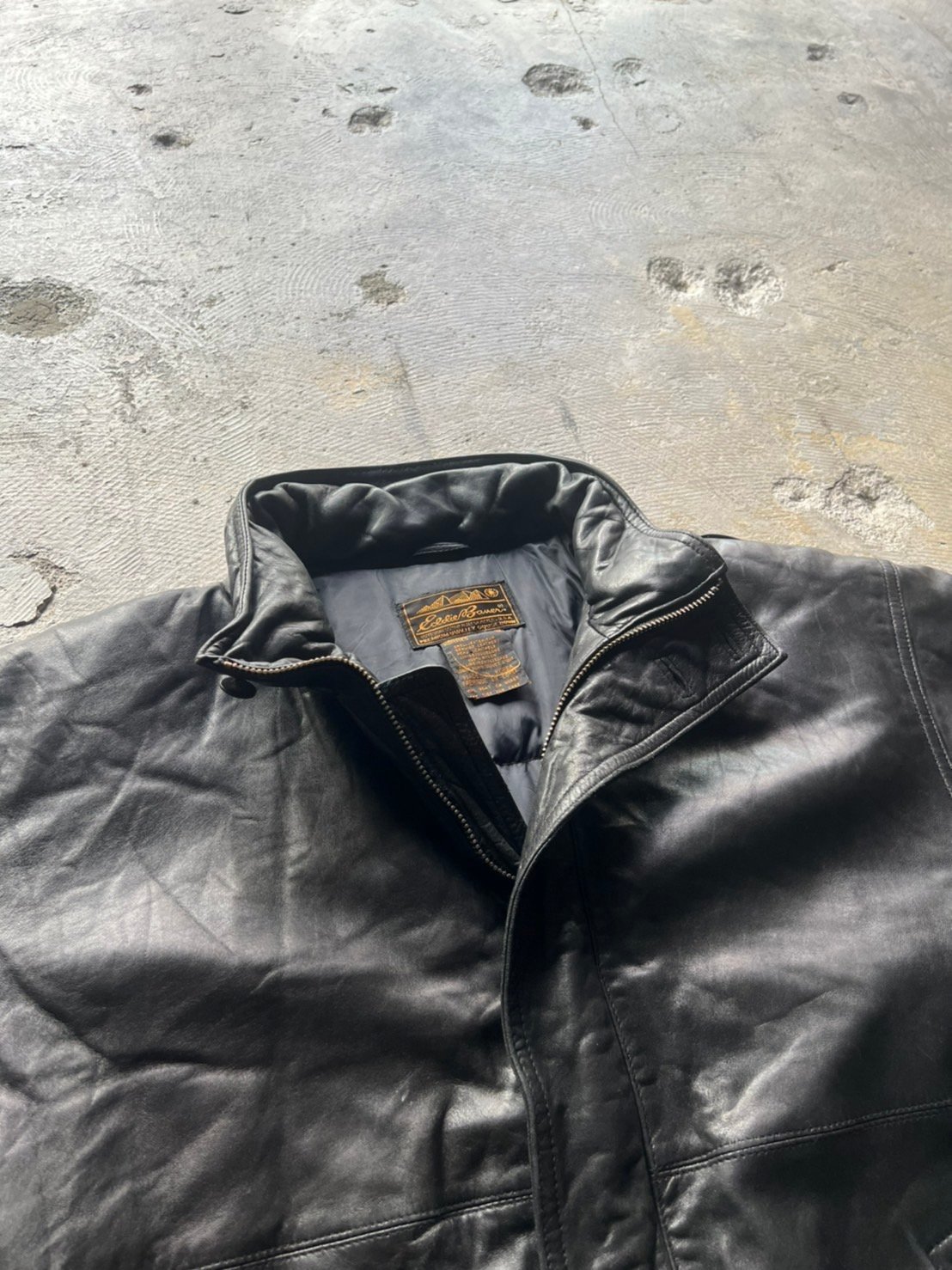 80s Eddie Bauer leather down jacket | sui & shara 80s Eddie Bauer leather down jacket | sui & shara