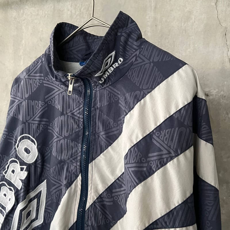 90s UMBRO nylon jacket | sui & shara