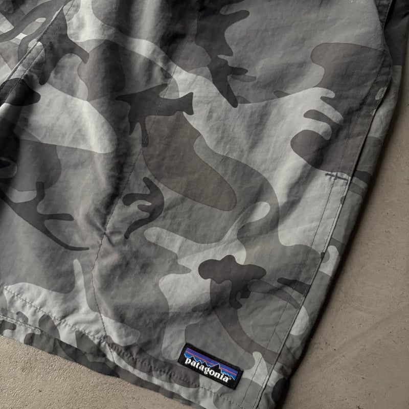 2017 Patagonia baggies shorts “Forest Camo” | s