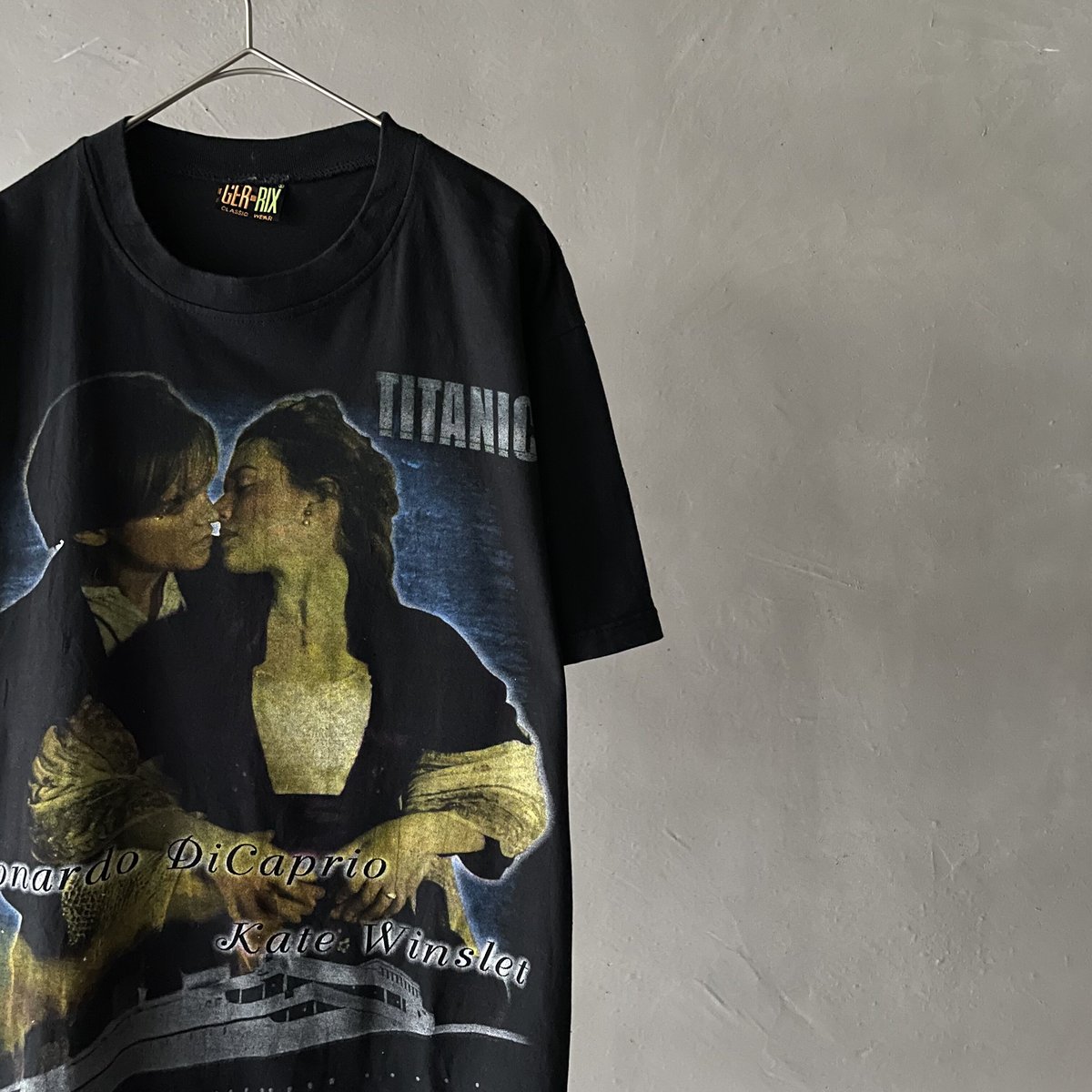 90s Taitanic bootleg movie tee | sui & shara 90s Taitanic bootleg movie tee | sui & shara