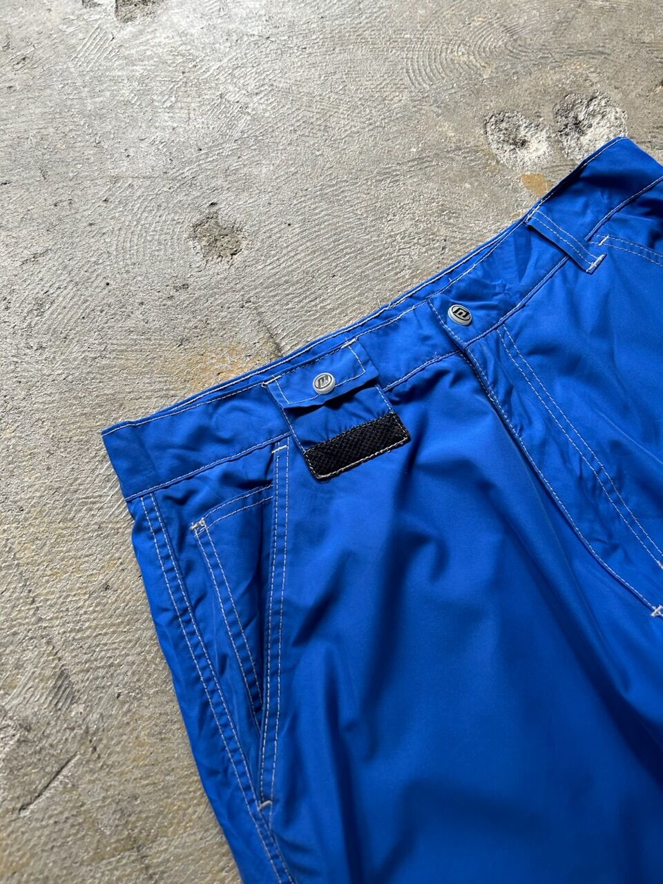 90's~ mac gear tech pants | sui & shara 90's~ mac gear tech pants | sui & shara