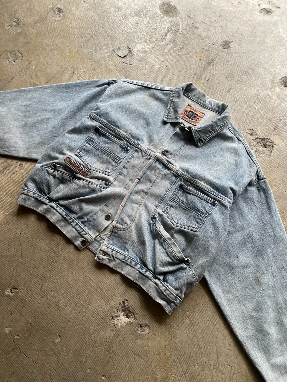 90's Levi's silver tab denim jacket | sui & shara 90's Levi's silver tab denim jacket | sui & shara