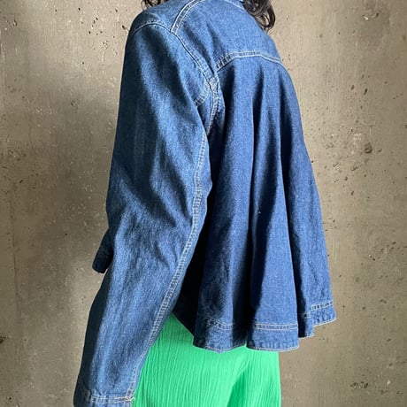90’s Back flare design denim jacket