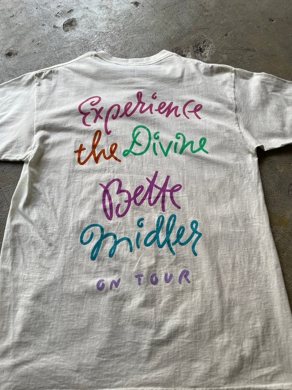 Bette Midler 2015年ツアーLocal Crew Tシャツ Bette Midler 2015年ツアーLocal Crew Tシャツ