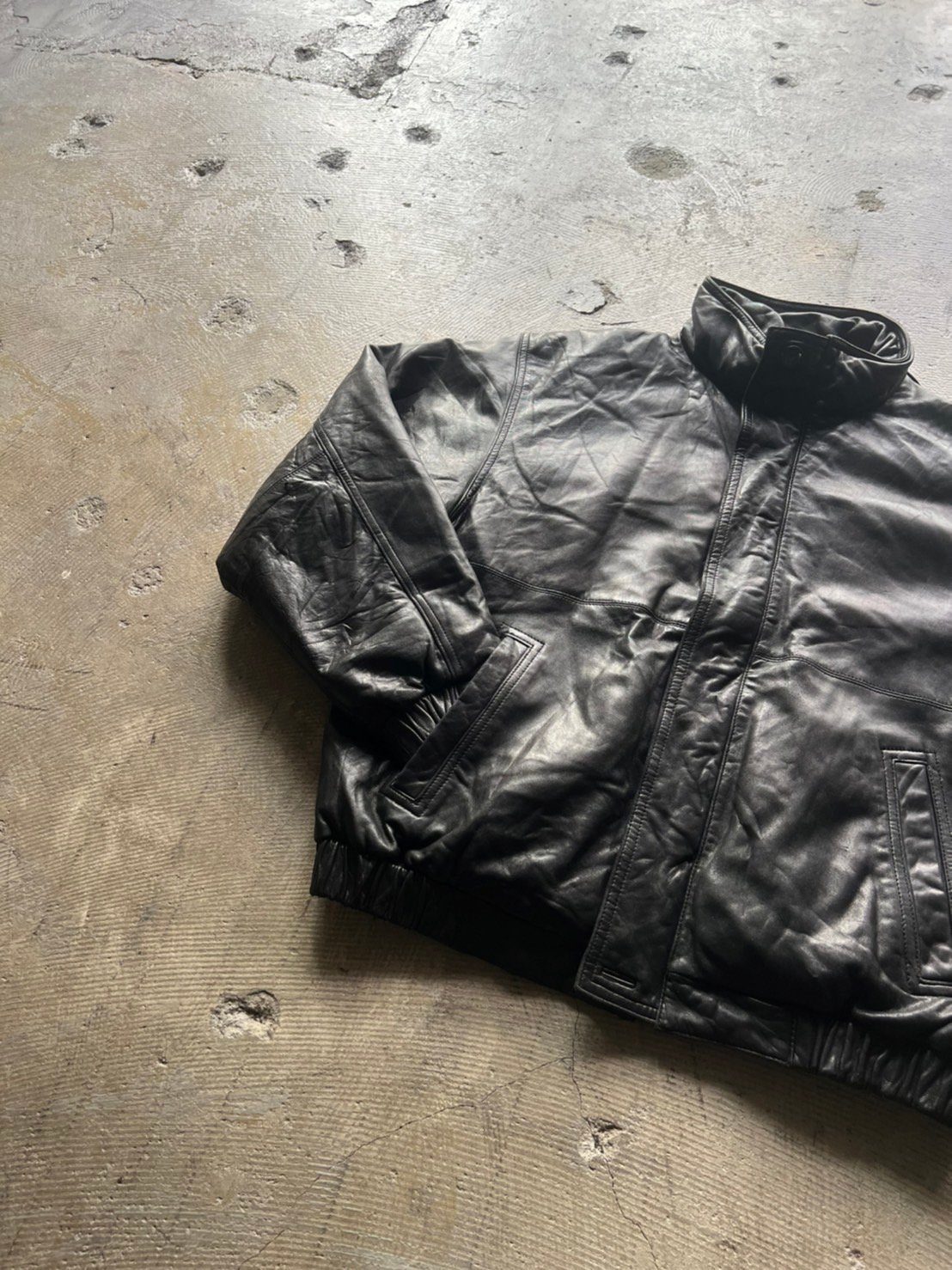 80s Eddie Bauer leather down jacket | sui & shara 80s Eddie Bauer leather down jacket | sui & shara