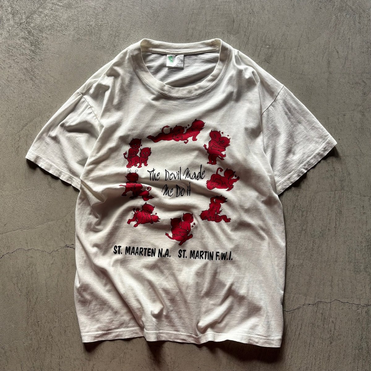 RED devil SEX tee | sui & shara