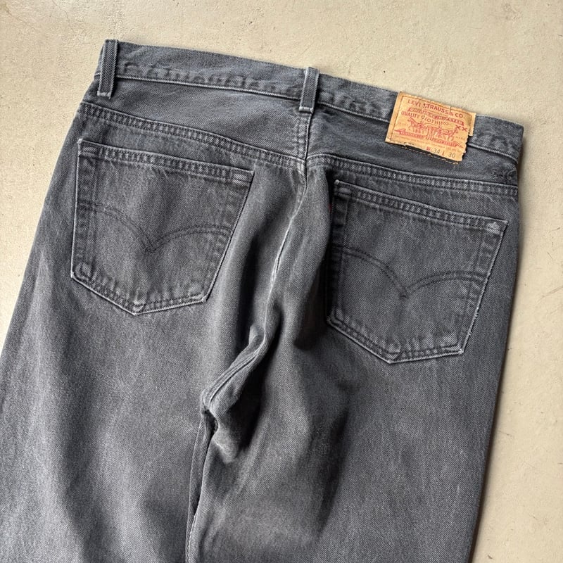 1995 Levi's 501 black denim pants | sui & shara