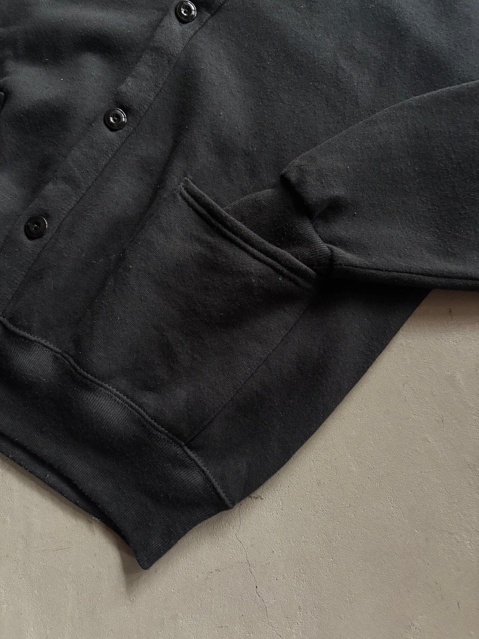 90s Jerzees sweat cardigan “Black” | sui & shara