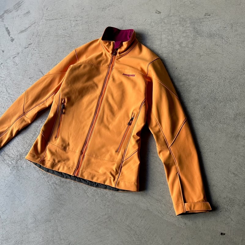 Patagonia Adze jacket “orange” | sui & shara